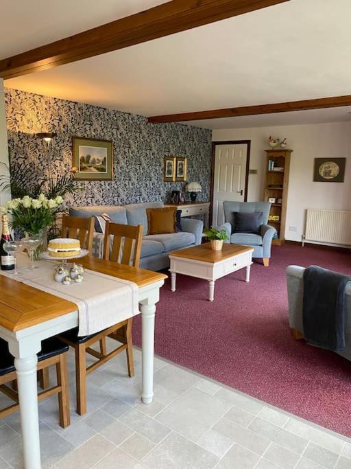 Woodland View At Hewish Mill Villa Bittadon ภายนอก รูปภาพ